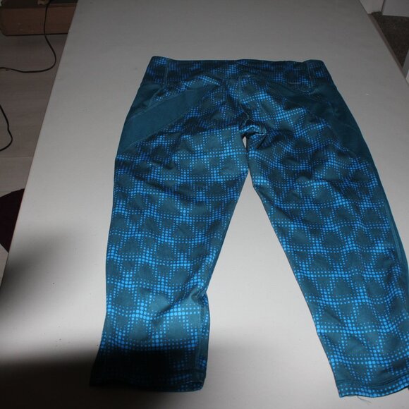 Blue & Green Adidas Running Capris Size Large - Picture 4 of 5